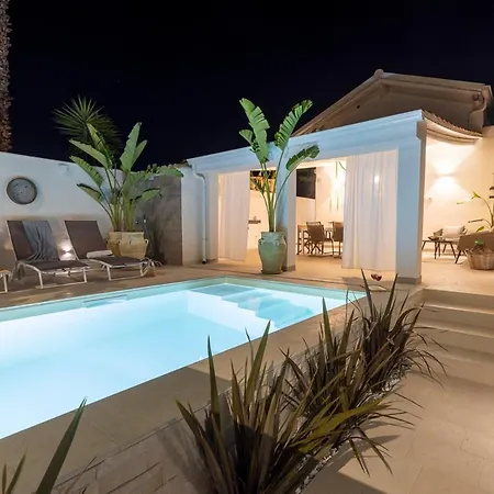 Delle Palme Con Piscina Privata *