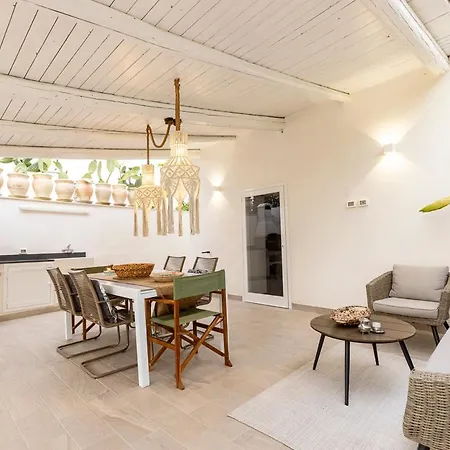 Delle Palme Con Piscina Privata Semesterbostad *