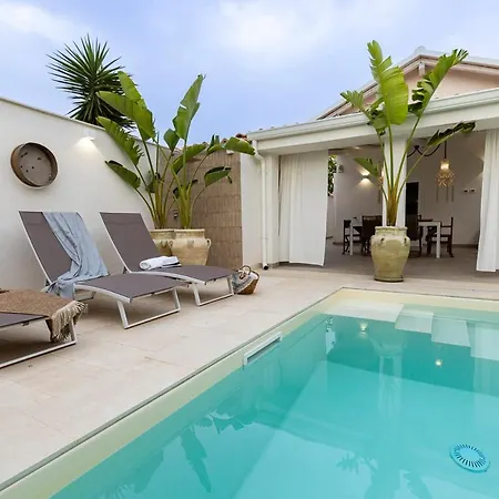 Delle Palme Con Piscina Privata * Santa Maria Del Focallo