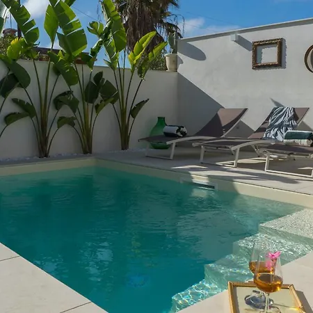 Semesterbostad Delle Palme Con Piscina Privata