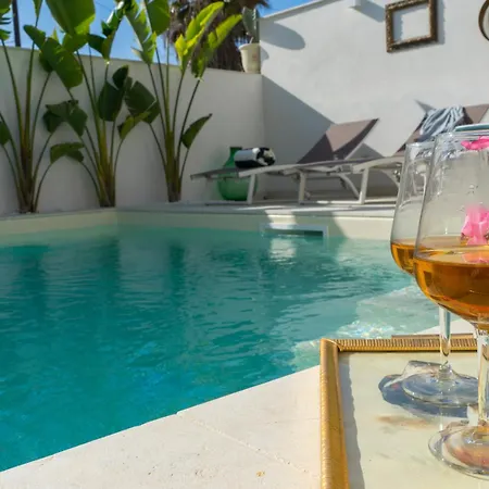 Semesterbostad Delle Palme Con Piscina Privata